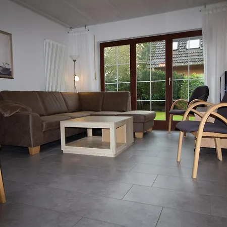 Ferienhaus Edo Wiemken *